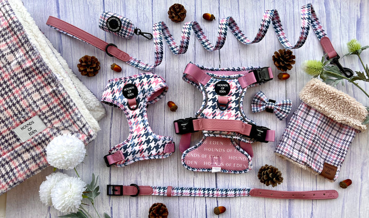 Pink Houndstooth Design Poop Bag Holder