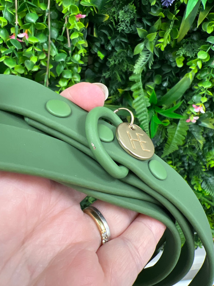 OUTLET - All Weather Lead, Forest Green