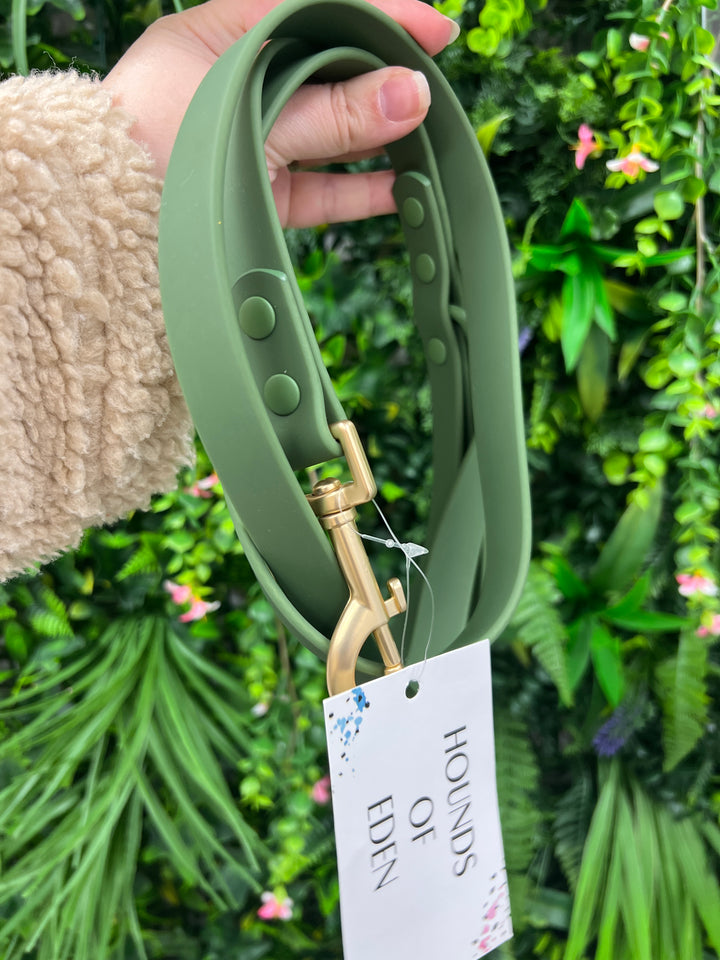 OUTLET - All Weather Lead, Forest Green