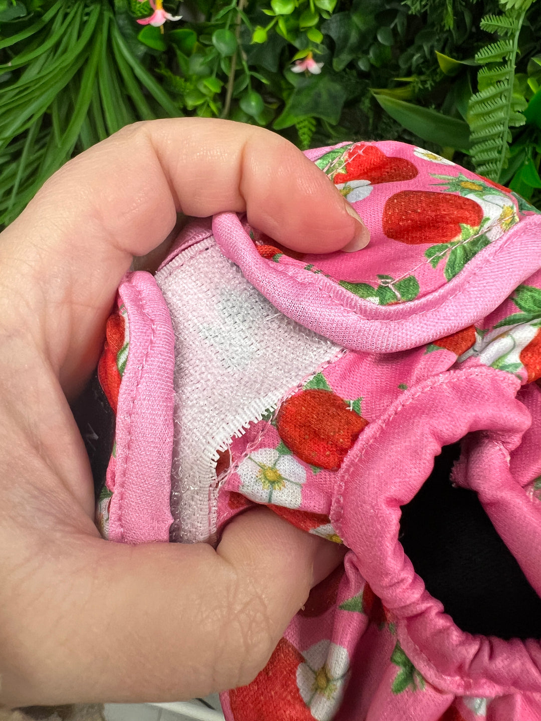 OUTLET - Strawberry Patch Season Pants/ female Incontinence, Size XS