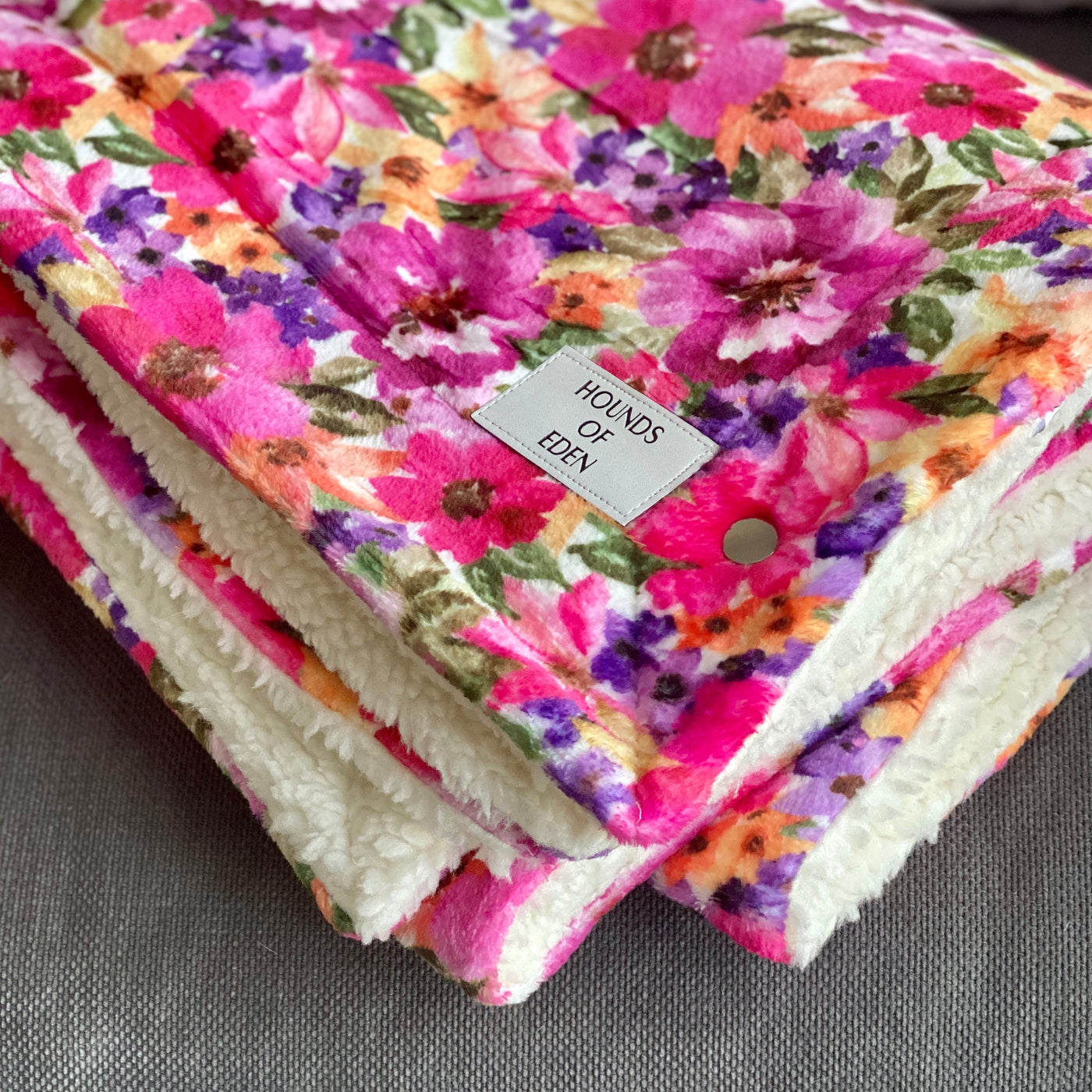 OUTLET - Florentina Snuggle Blanket
