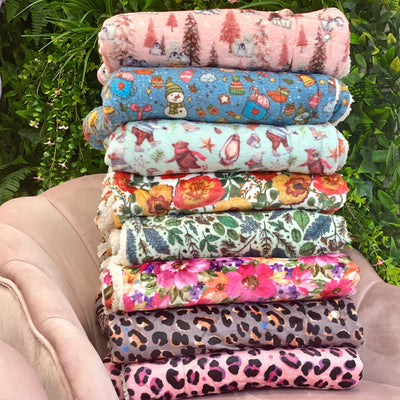 OUTLET - Florentina Snuggle Blanket