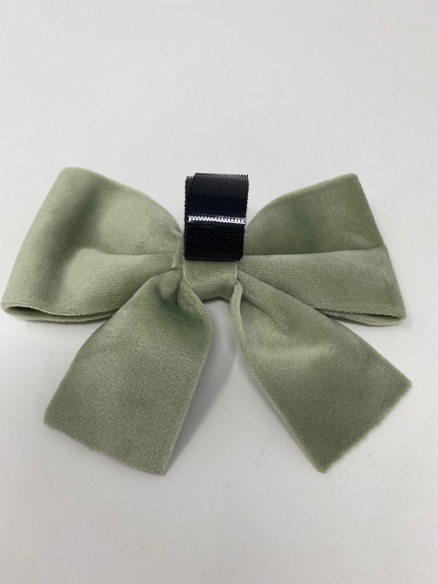 Outlet- MEDIUM SAGE MIST - GREEN VELVET BOW TIE - 0050