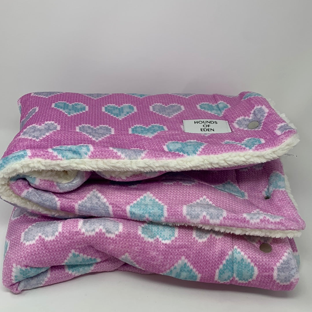 OUTLET-DON’T GO BARKING MY HEART SNUGGLE BLANKET-0150