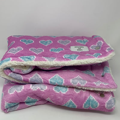 OUTLET-DON’T GO BARKING MY HEART SNUGGLE BLANKET-0150