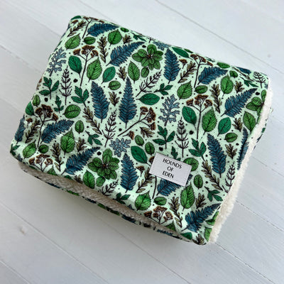 OUTLET - Ferntastic Snuggle Blanket