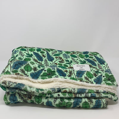 OUTLET-FERNTASTIC SNUGGLE BLANKET-0132