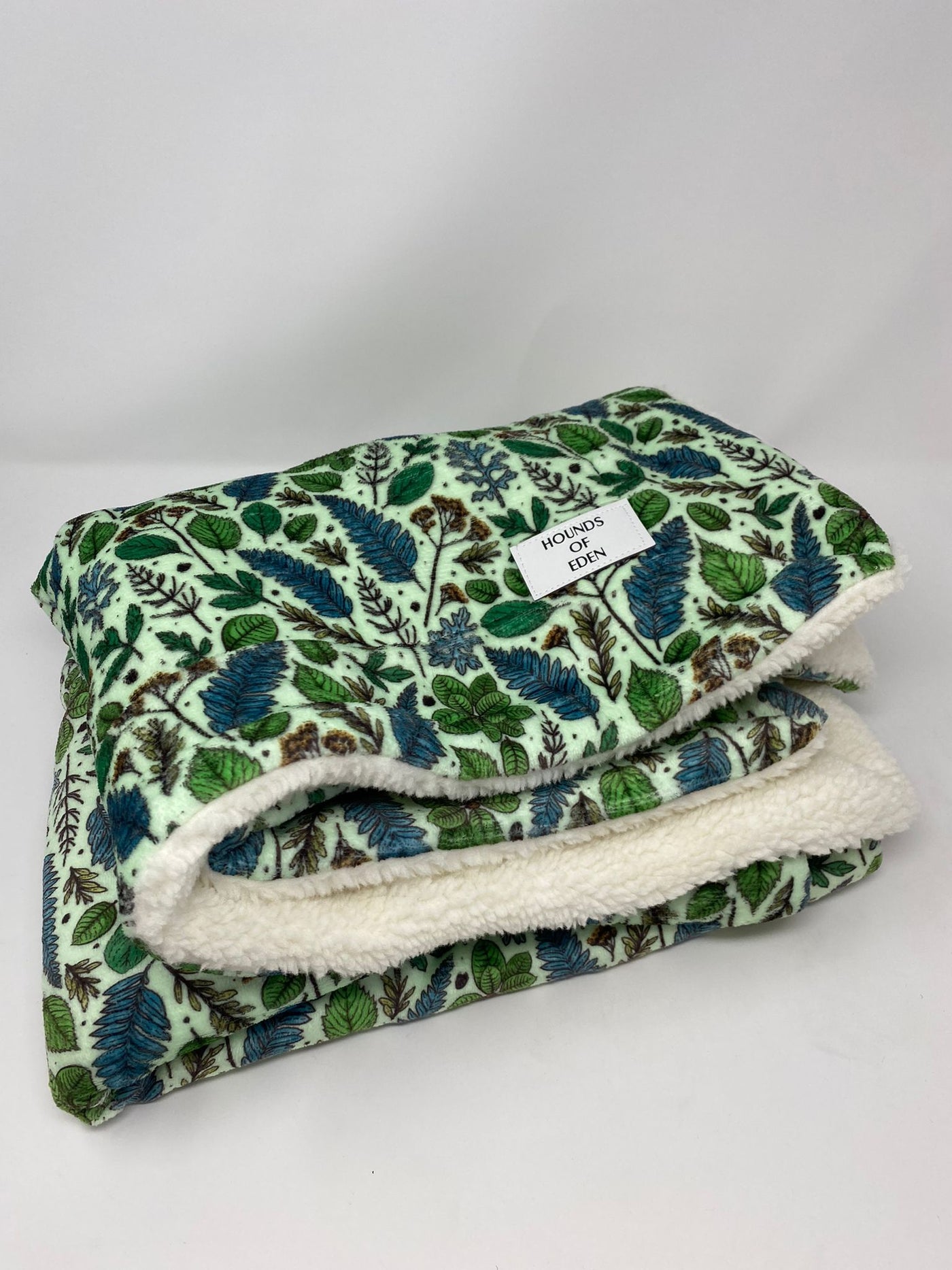 Outlet  - FERNTASTIC SNUGGLE BLANKET - WITHOUT POPPERS - 0024