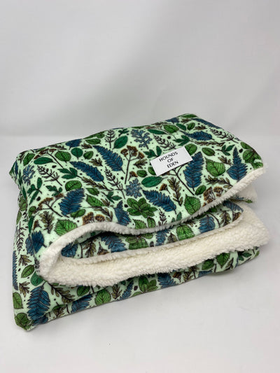 Outlet  - FERNTASTIC SNUGGLE BLANKET - WITHOUT POPPERS - 0024