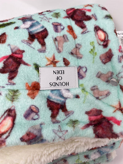 Outlet - Teddy it's Cold Outside Snuggle Blanket - 0046