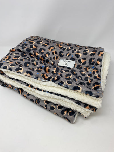 Outlet - STEEL LEOPARD SNUGGLE BLANKET - 0009
