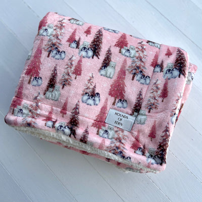 Arctic Wonderland Snuggle Blanket- No Poppers